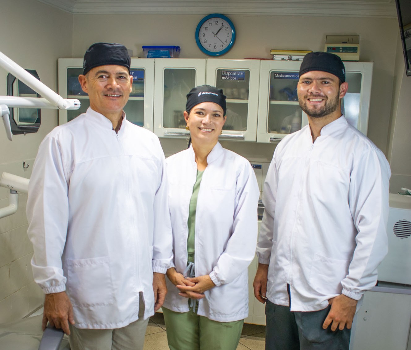 Equipo de Odontología Integral Ramiro Espinosa